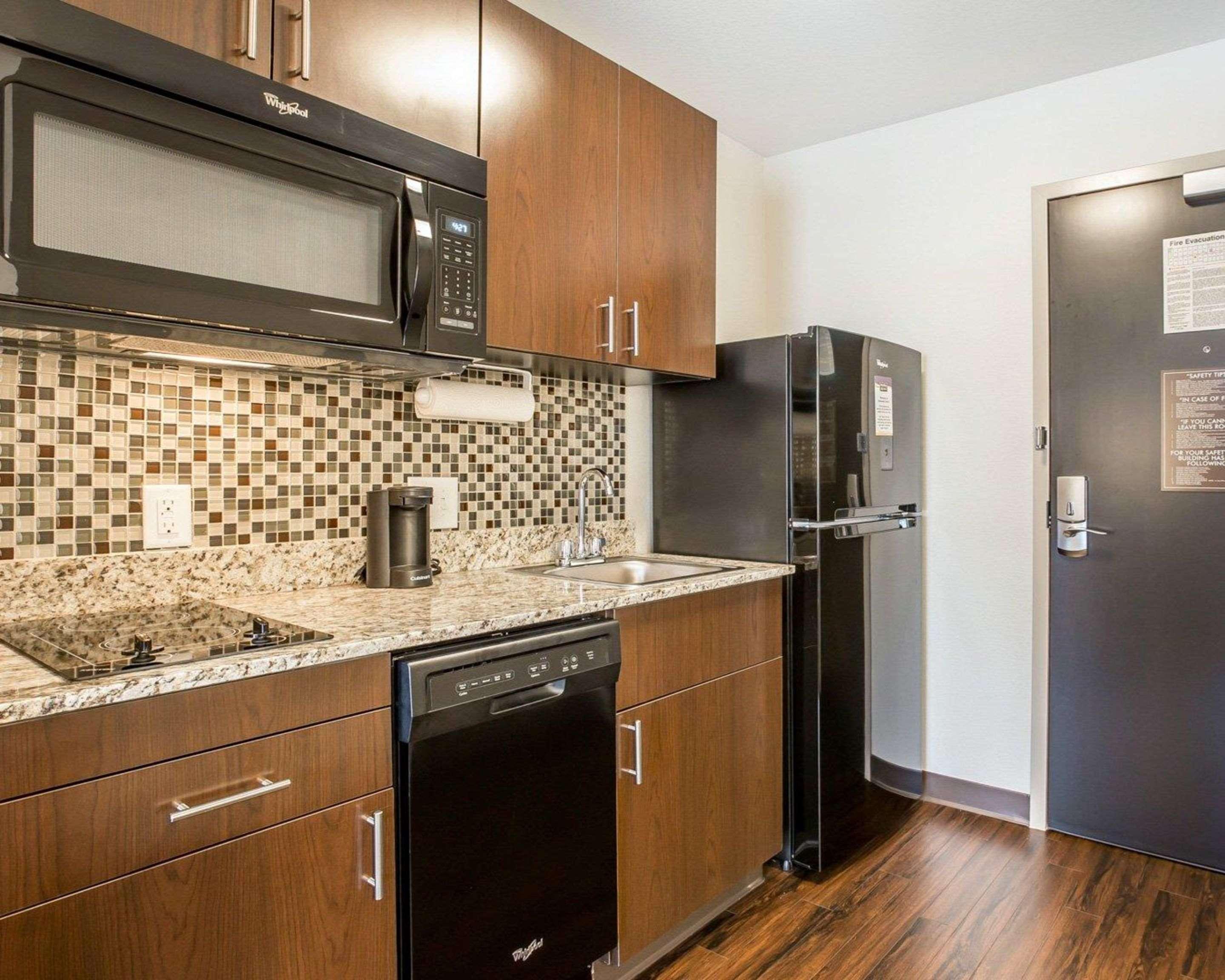 Mainstay Suites קרטרסוויל מראה חיצוני תמונה