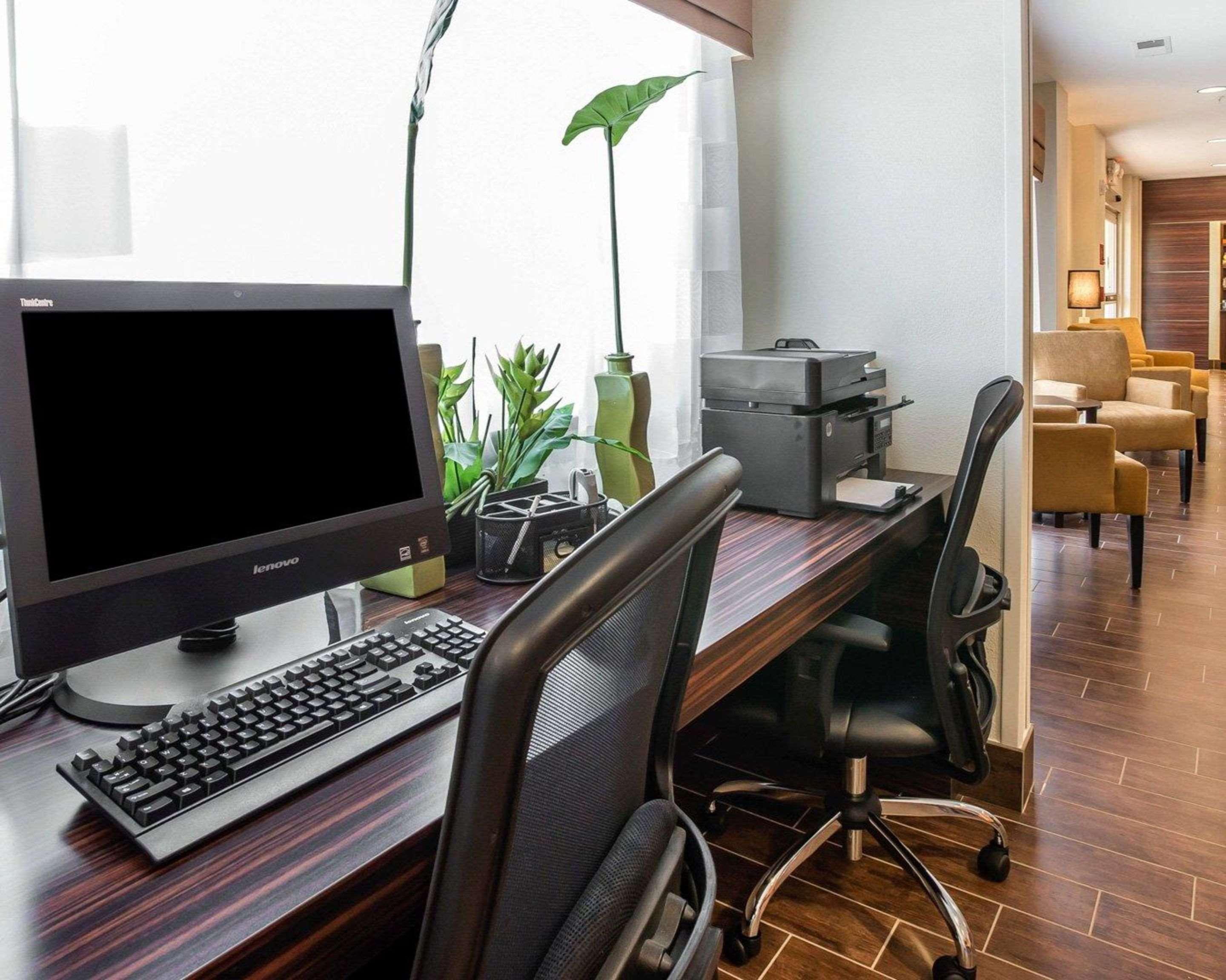 Mainstay Suites קרטרסוויל מראה חיצוני תמונה