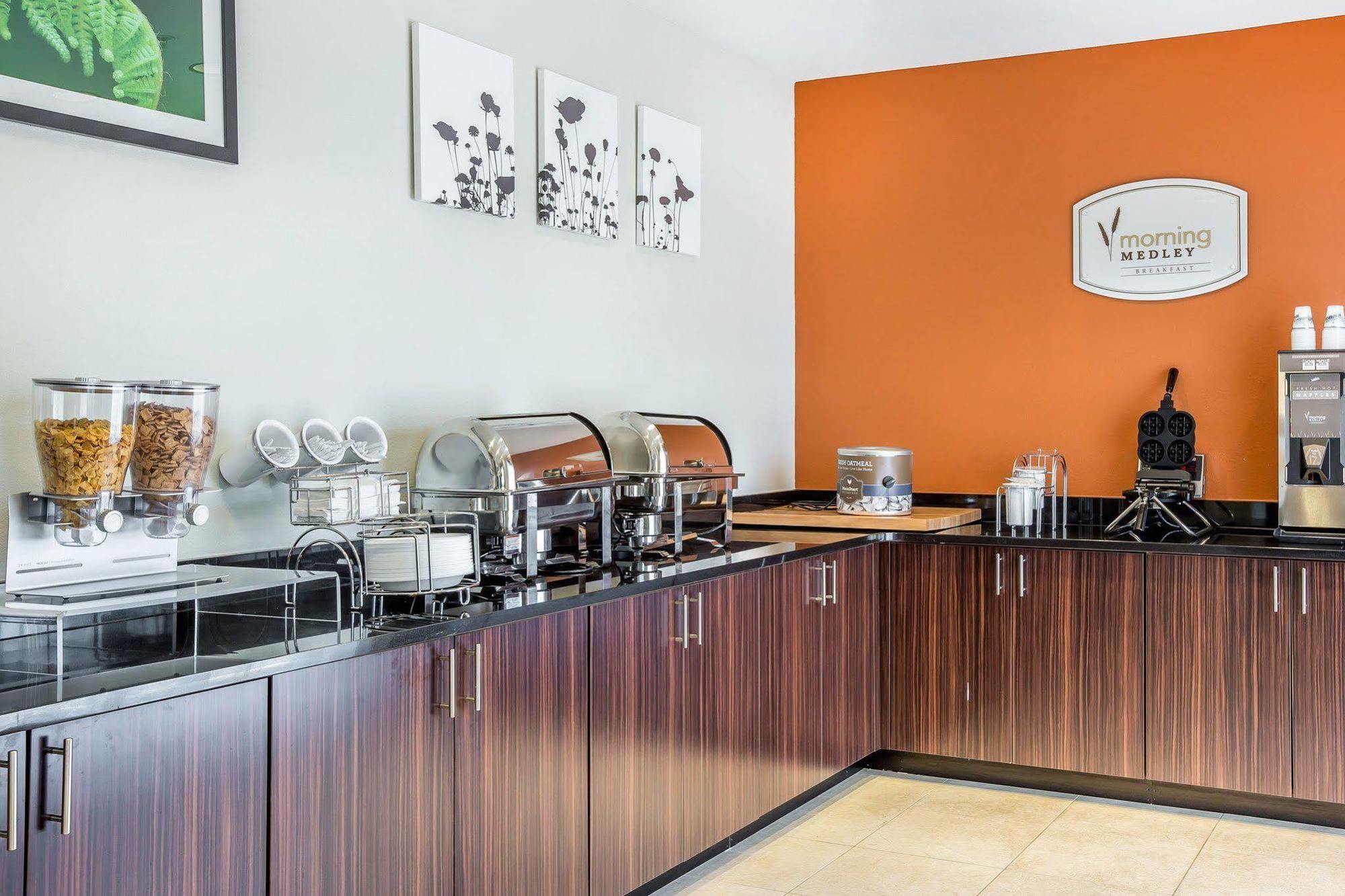 Mainstay Suites קרטרסוויל מראה חיצוני תמונה