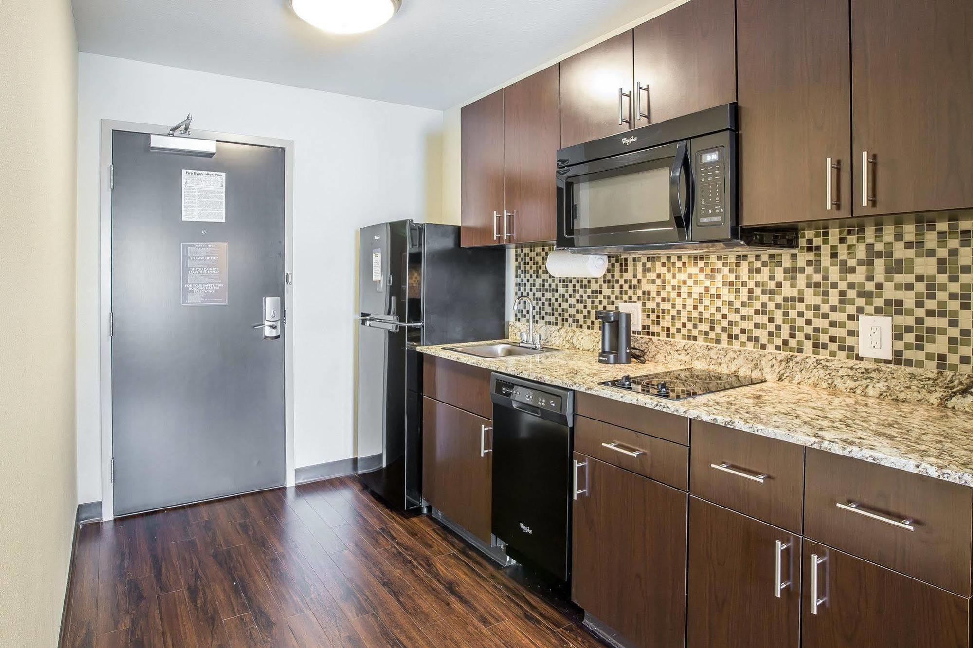Mainstay Suites קרטרסוויל מראה חיצוני תמונה